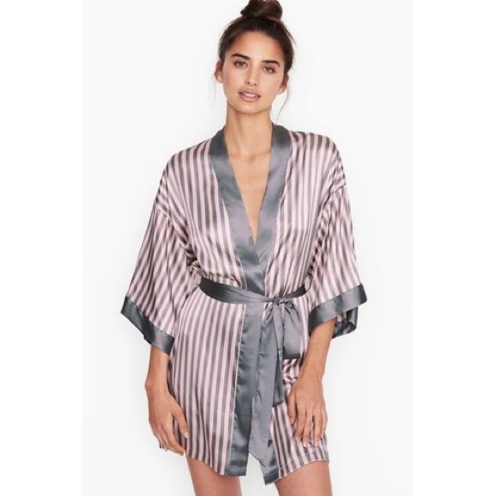 NWT Supermodel Victoria's Secret Very Sexy Stripe Satin Kimono Robe Stripe XS